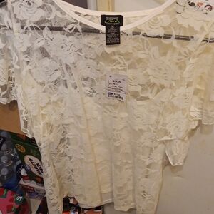Cream Lace Short Sleeve Blouse
